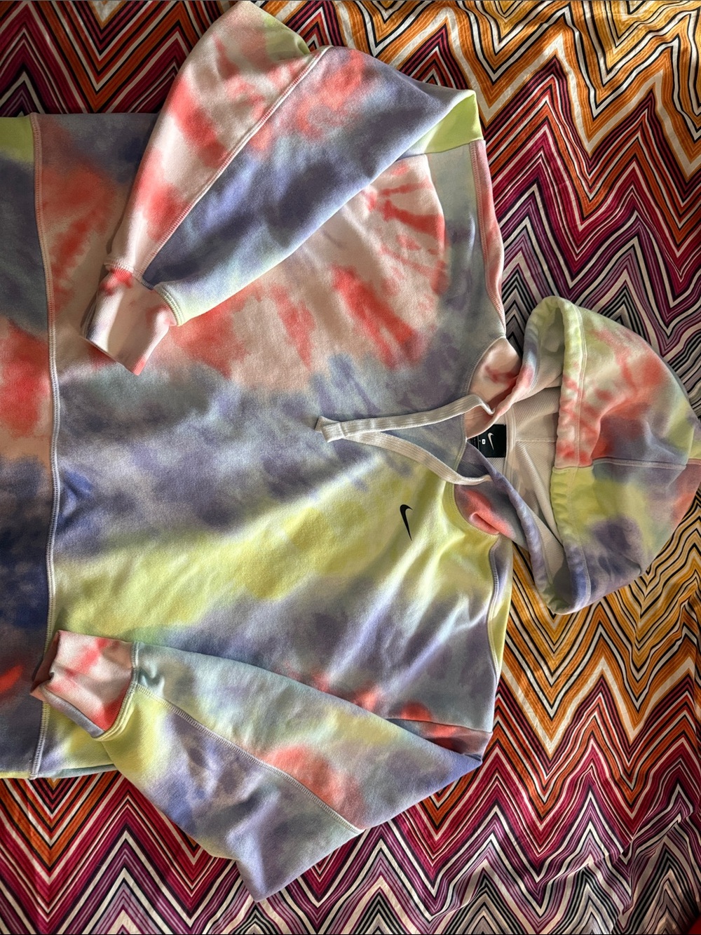 Nike Tie-Dye Cropped Hoodie